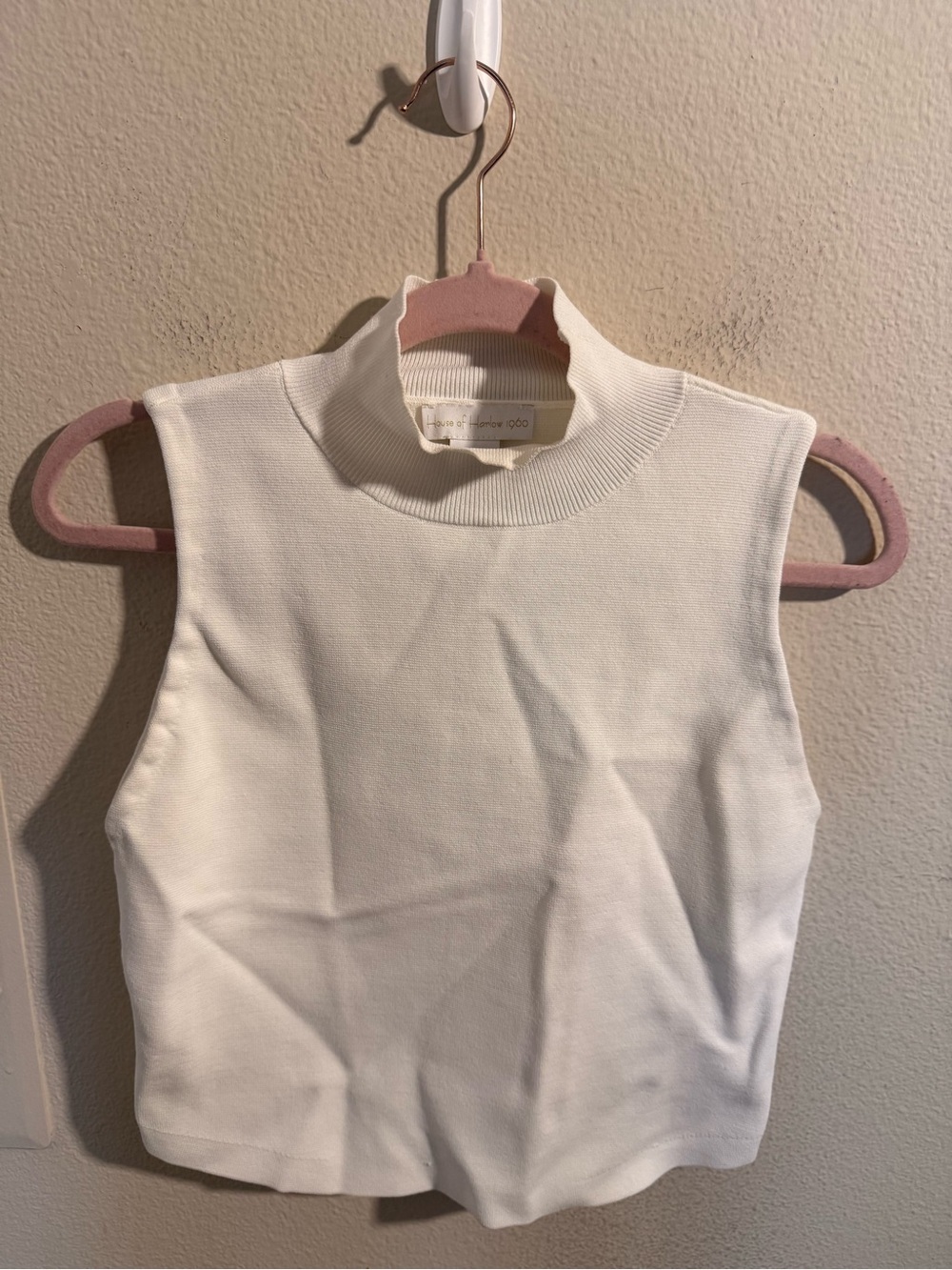 House of Harlow 1960 Ivory Mock Neck Sleeveless Knit Top Size Medium Chic